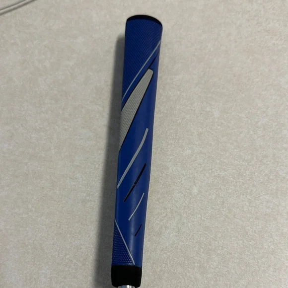 White Hot XG #7 Putter - Picture 8 of 9